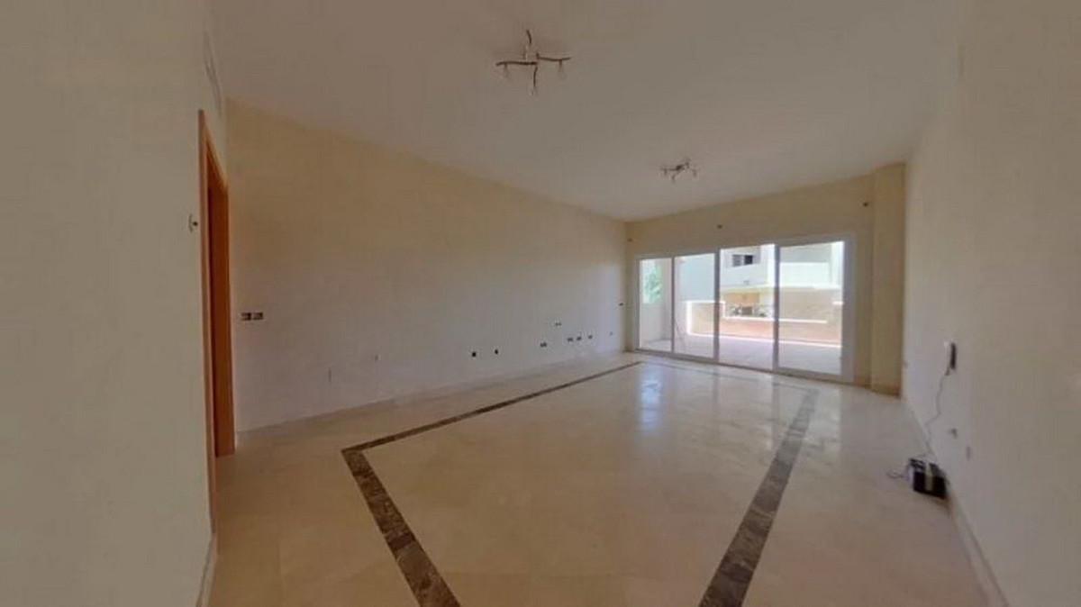Apartment for Sale in Benahavís