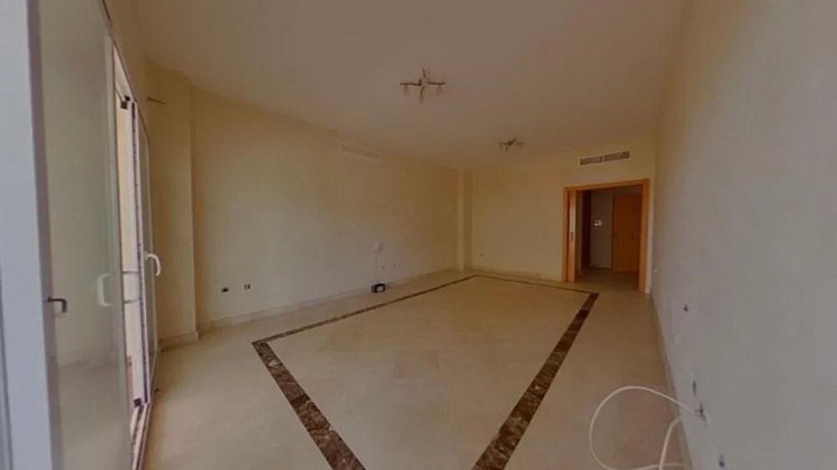 Apartment for Sale in Benahavís