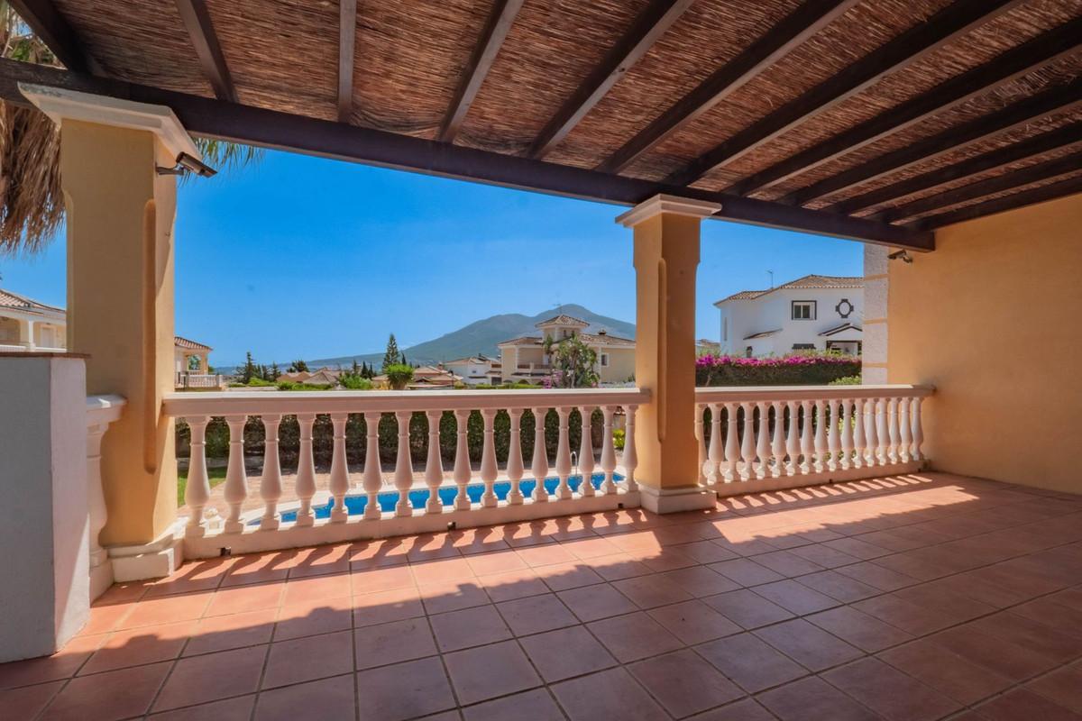 Villa for Sale in Coín