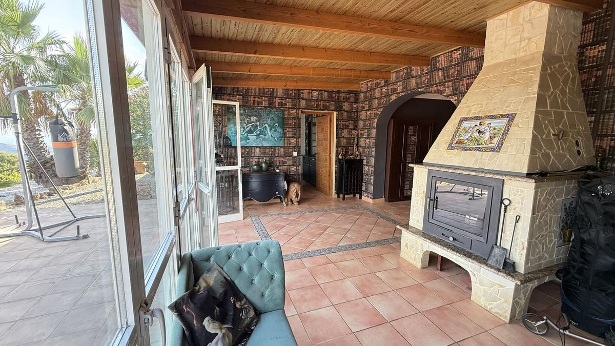 Apartment for Sale in Coín