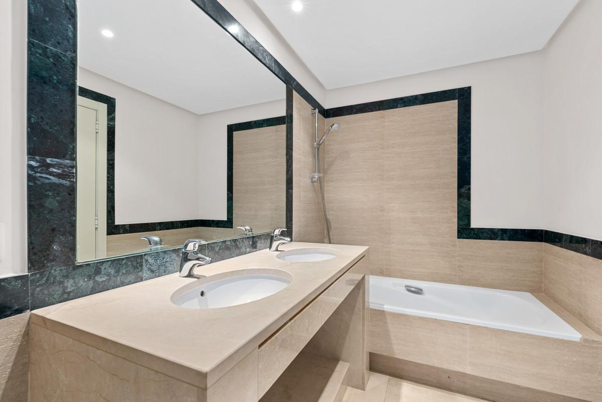 Apartamento en Venta en Benahavís
