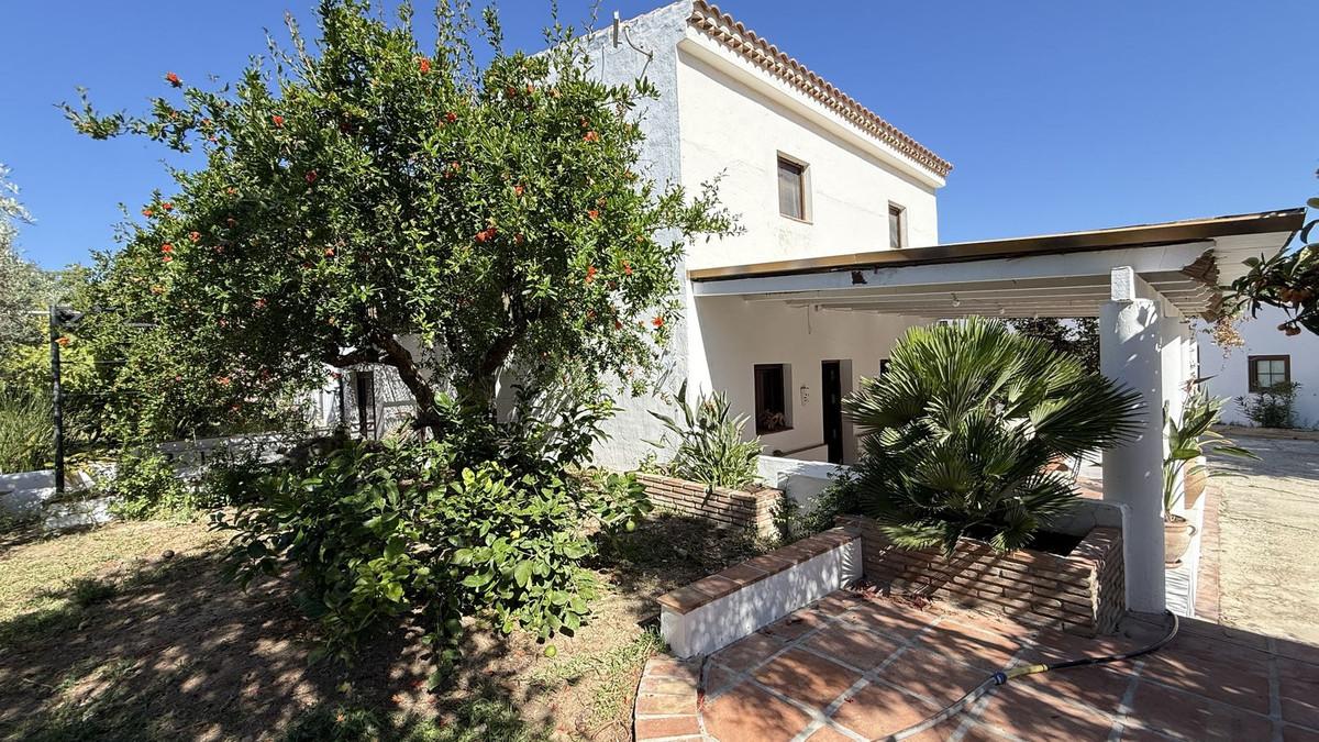 Apartment for Sale in Alhaurín el Grande