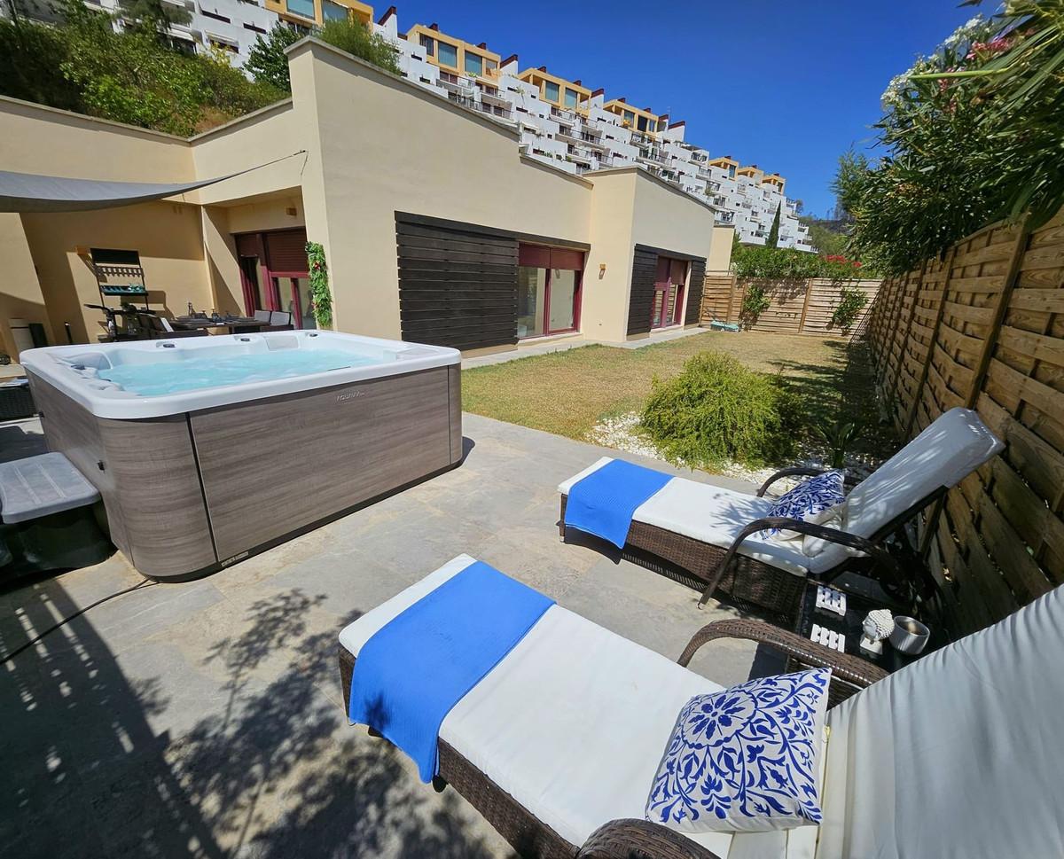 Villa for Sale in Benahavís