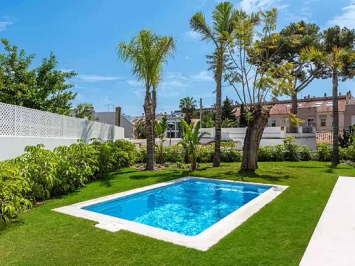 Villa for Sale in Fuengirola