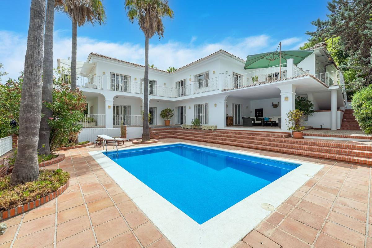 Villa for Sale in Alhaurín el Grande