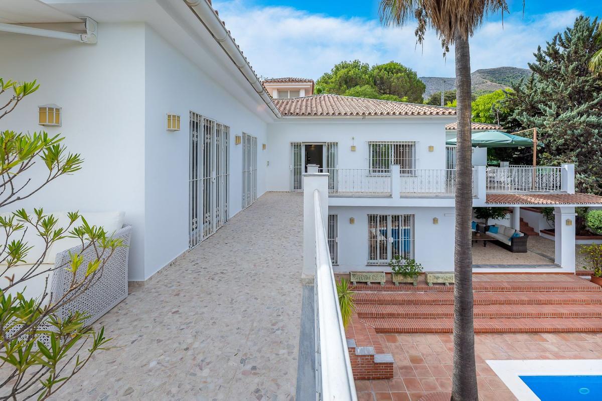 Villa for Sale in Alhaurín el Grande