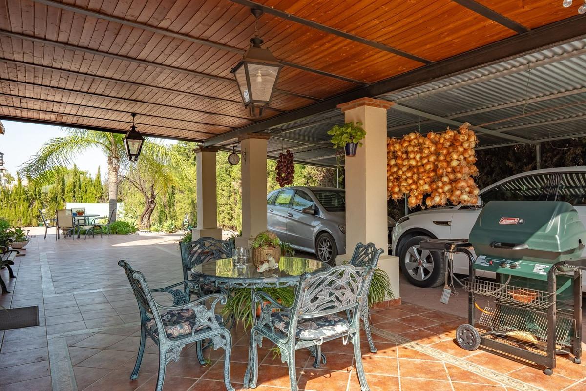 Villa for Sale in Coín