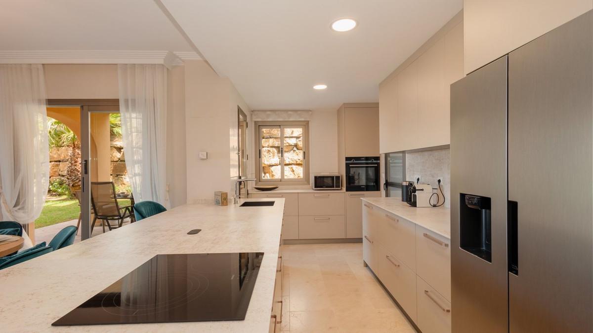 Apartamento en Venta en Benahavís