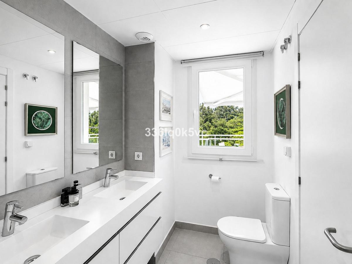 Penthouse for Sale in Benahavís