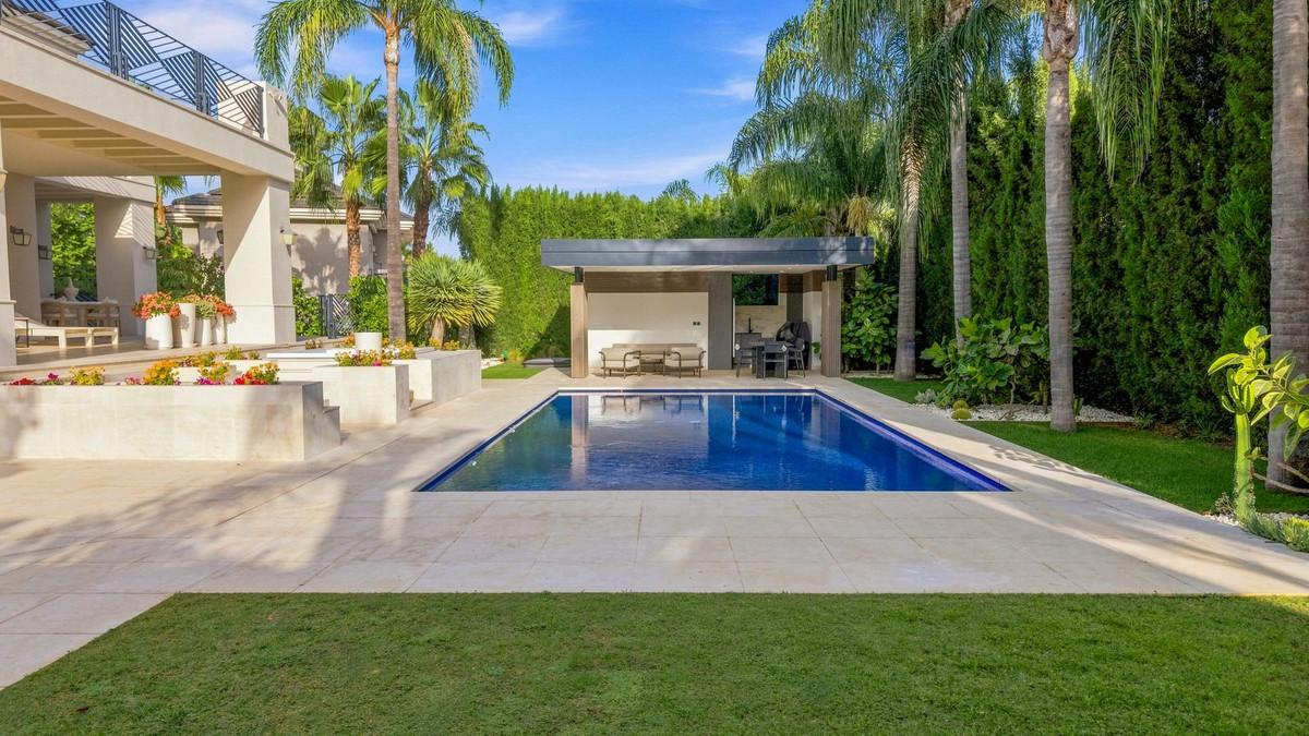 Villa for Sale in Benahavís