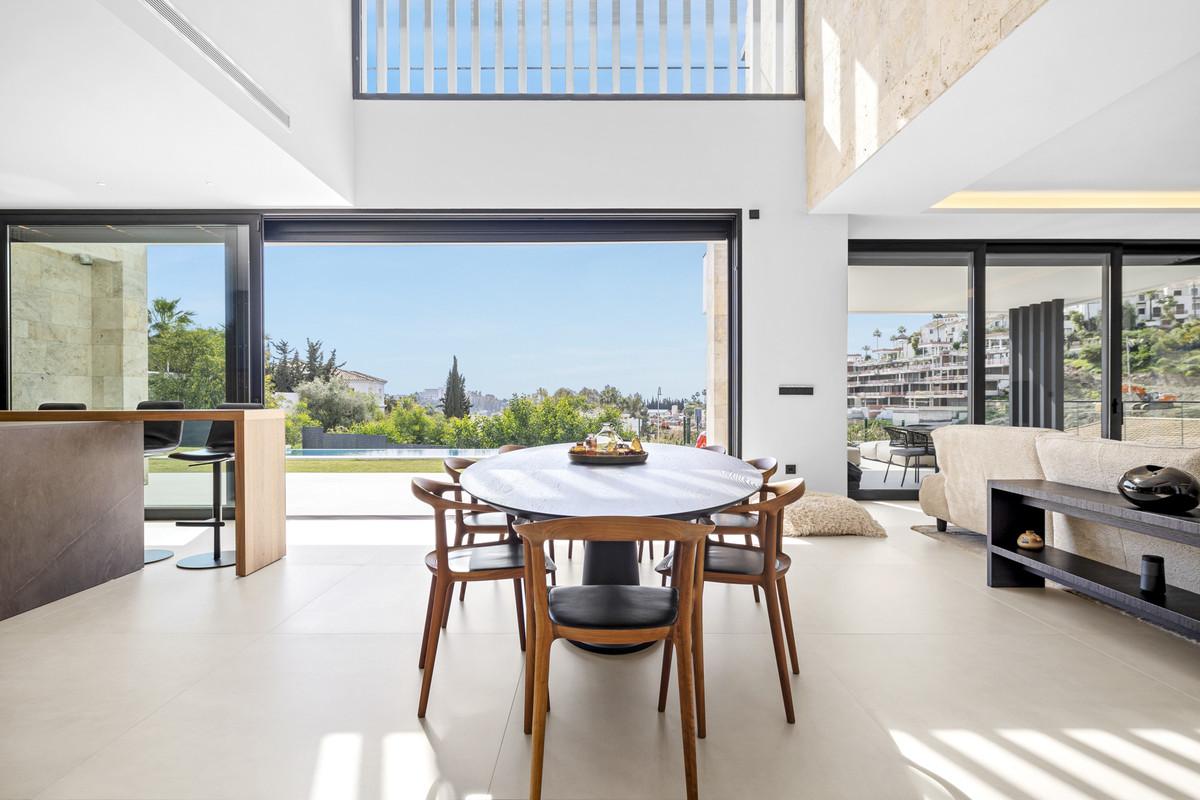 Villa for Sale in Benahavís
