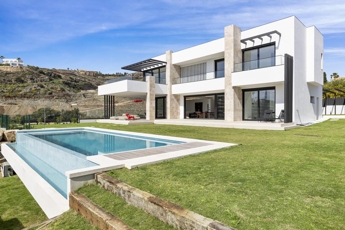 Villa for Sale in Benahavís