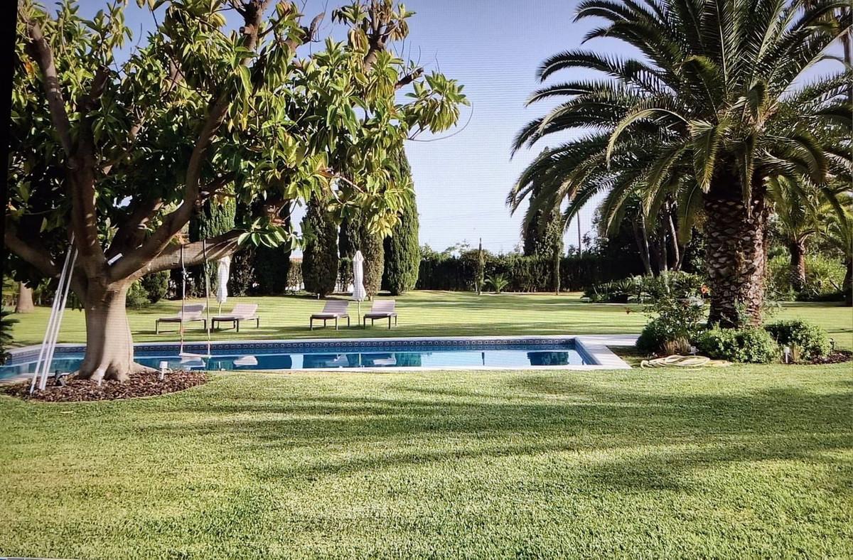 Villa for Sale in Benahavís