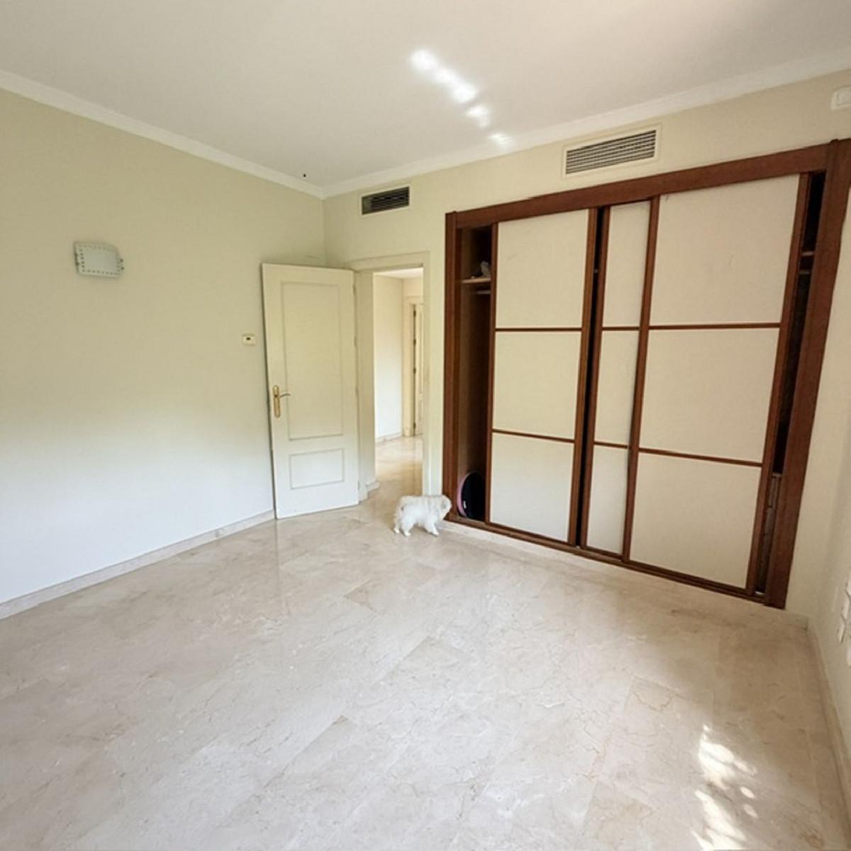 Penthouse for Sale in Benahavís