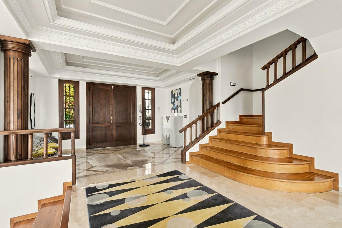 Villa for Sale in Benahavís