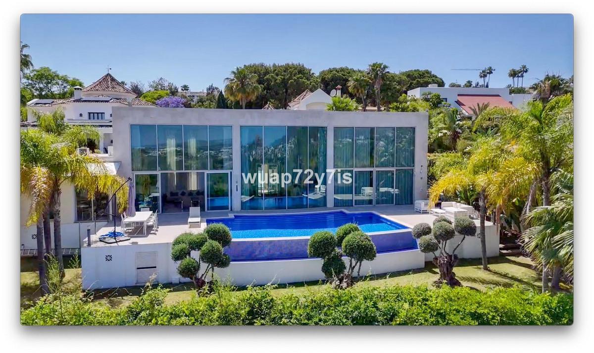 Villa for Sale in Benahavís