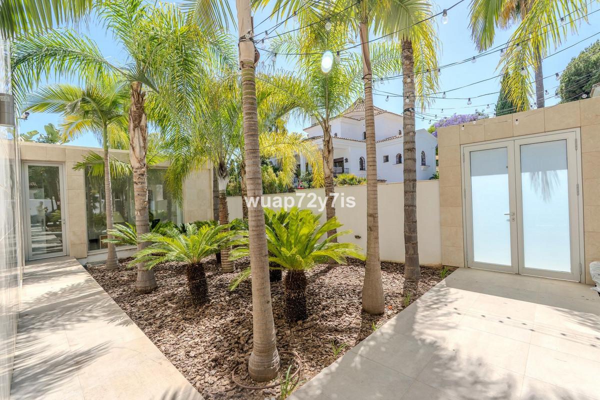 Villa for Sale in Benahavís