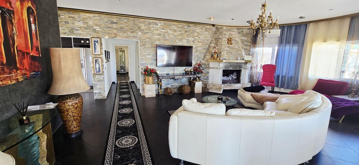 Villa for Sale in Mijas