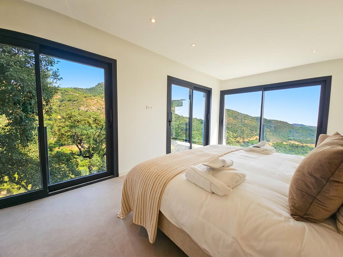 Villa for Sale in Benahavís