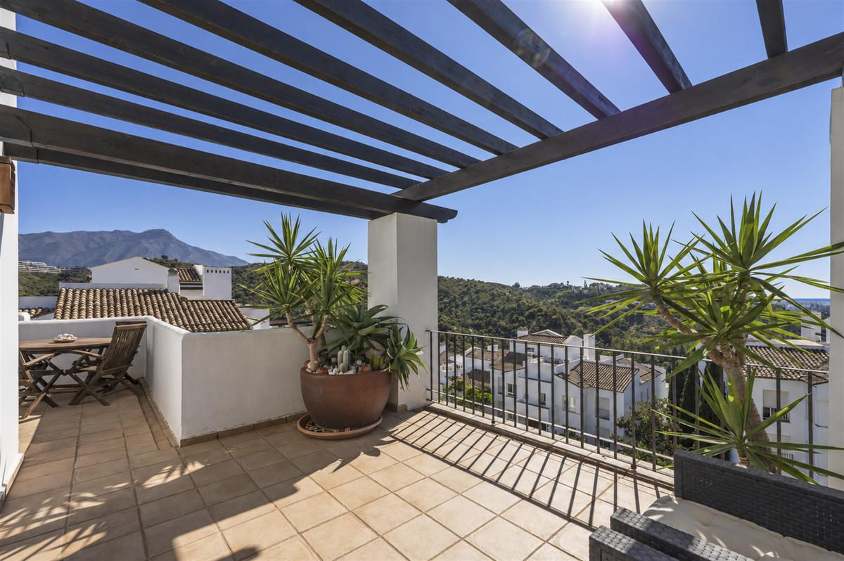 Penthouse for Sale in Benahavís