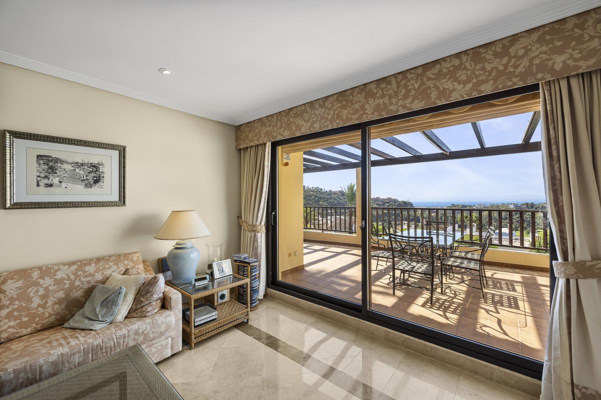 Penthouse for Sale in Benahavís