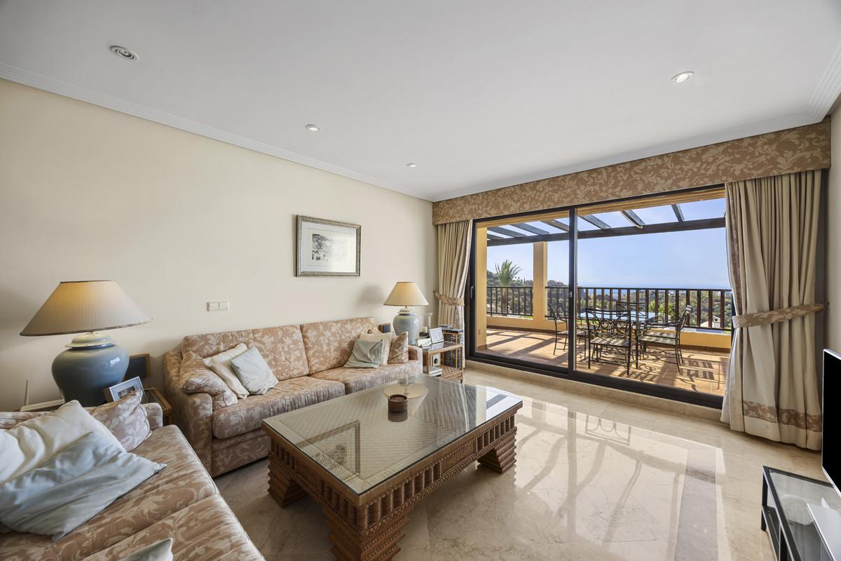 Penthouse for Sale in Benahavís