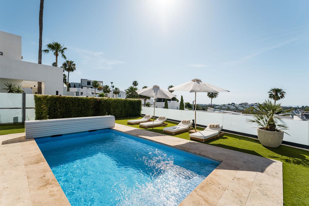 Villa for Sale in Benahavís