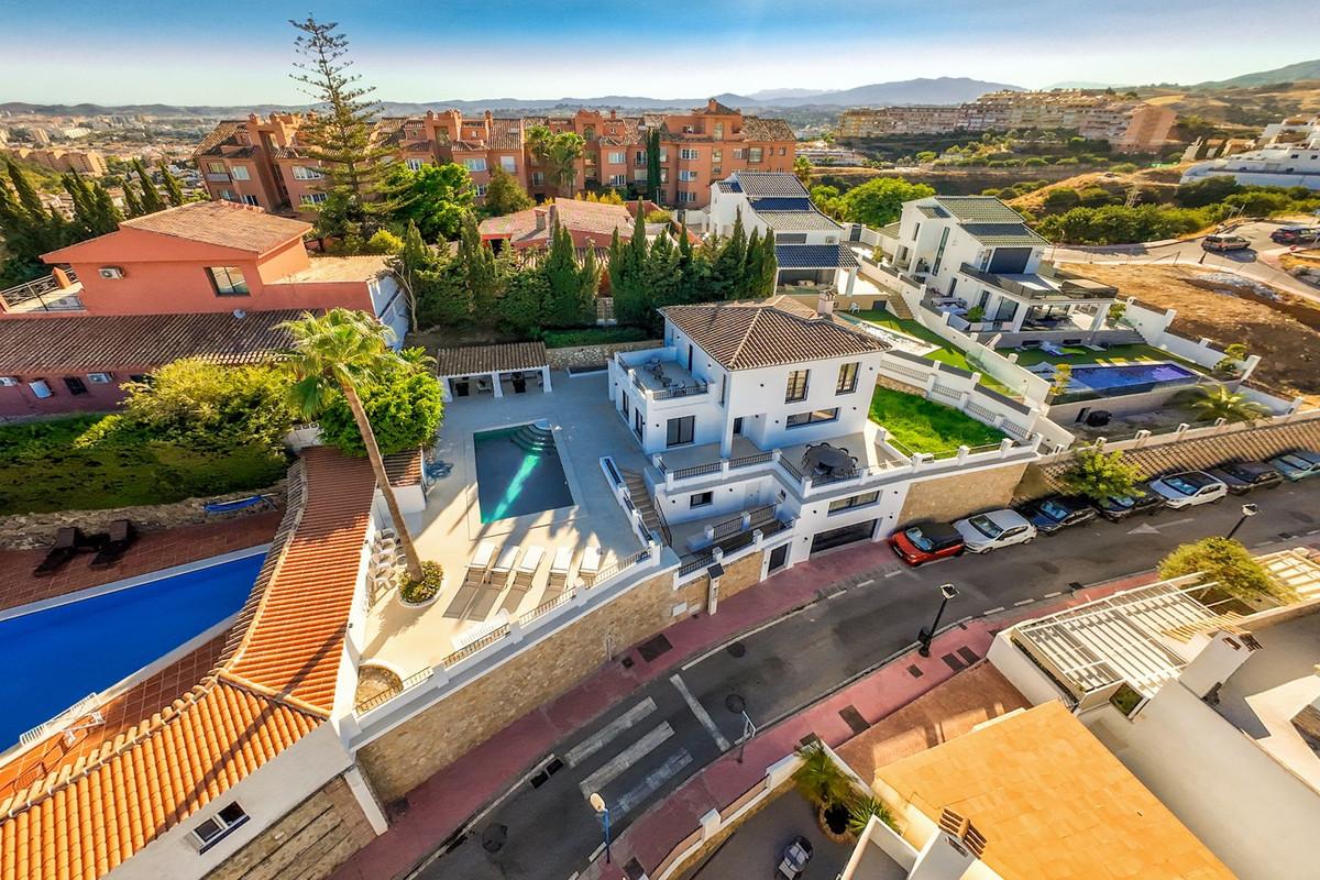 Villa for Sale in Fuengirola