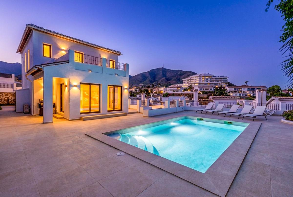 Villa for Sale in Fuengirola