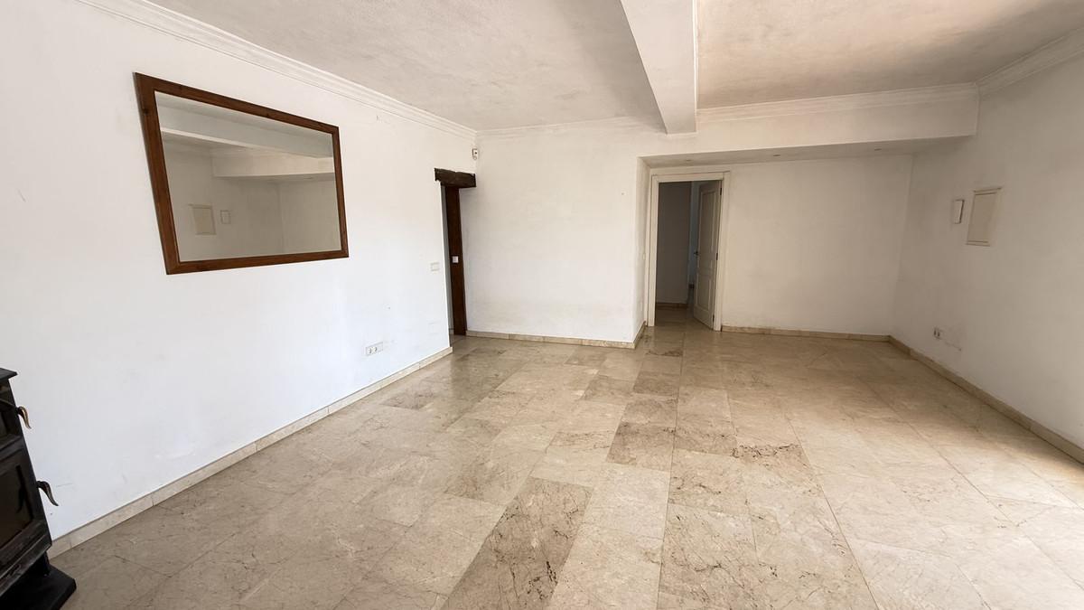 Apartment for Sale in Alhaurín el Grande