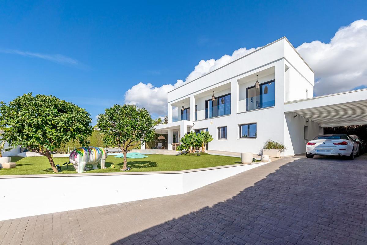 Villa for Sale in Mijas