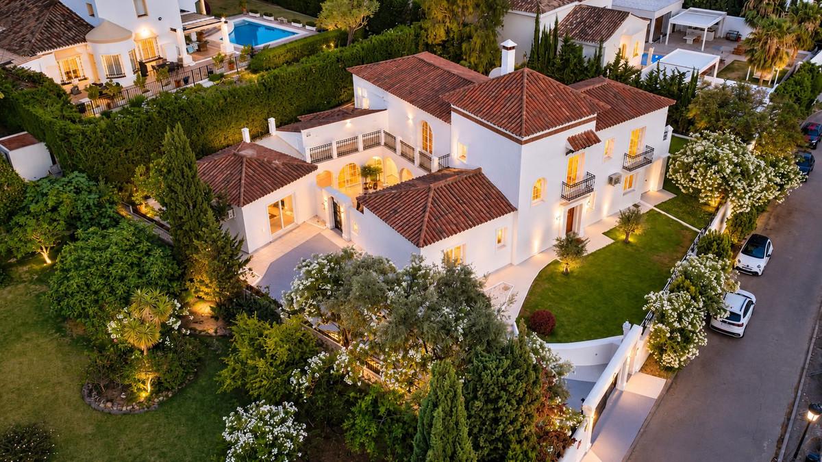 Villa for Sale in Benahavís