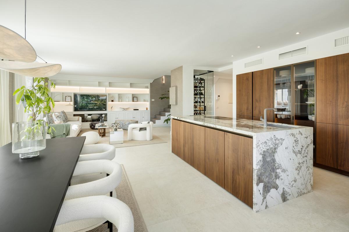 Apartment for Sale in Marbella