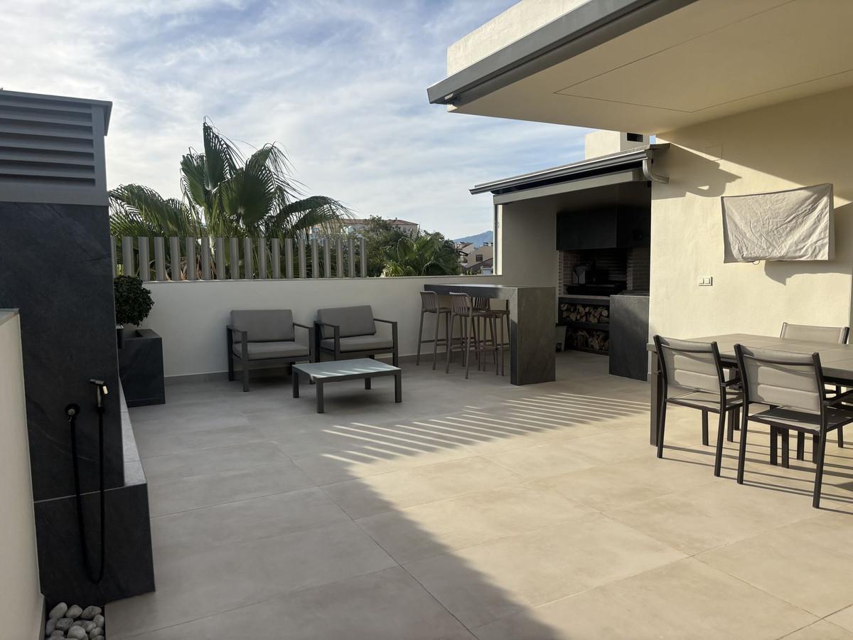 Penthouse for Sale in Coín