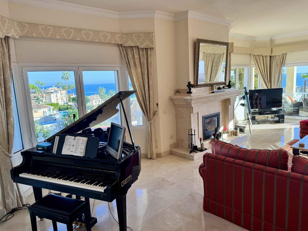 Villa for Sale in Mijas