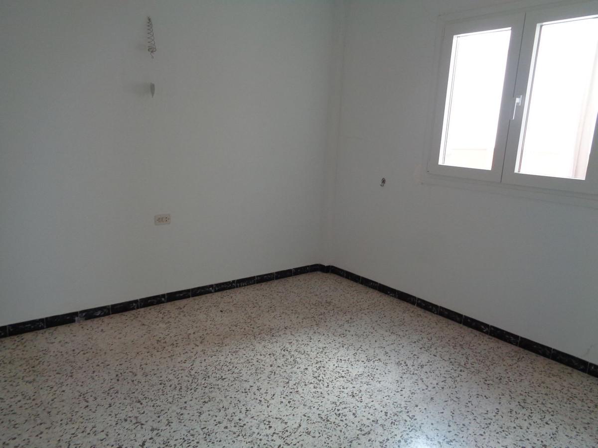 Villa for Sale in Coín