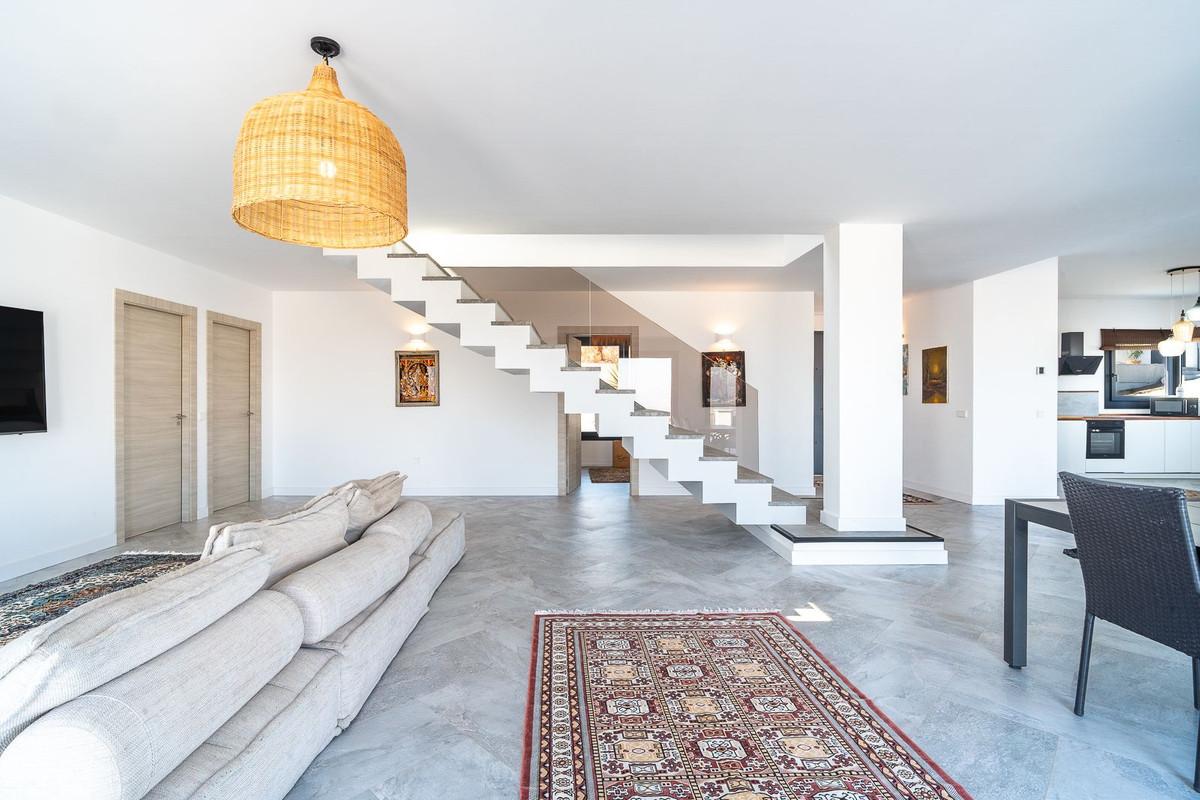 Villa en Venta en Coín