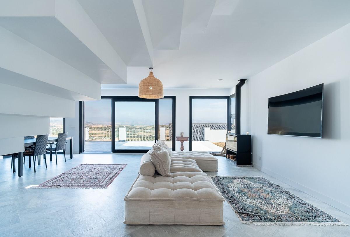 Villa en Venta en Coín