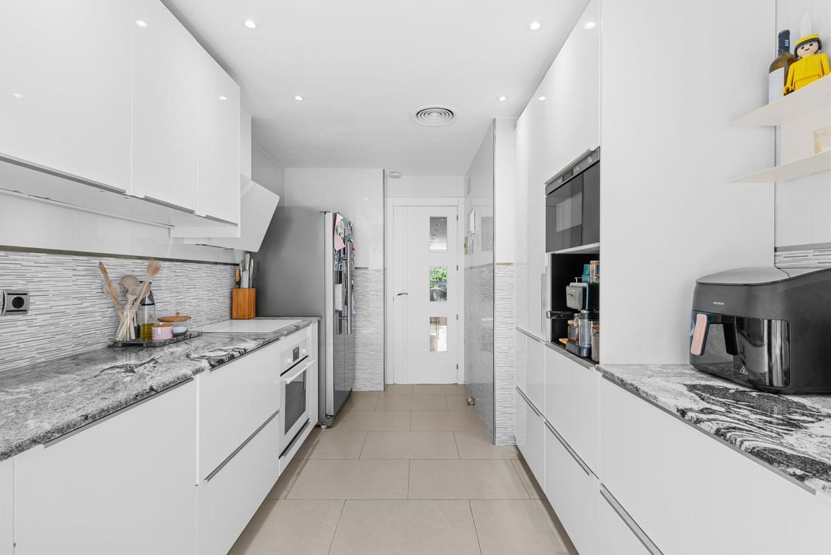 Penthouse for Sale in Benahavís