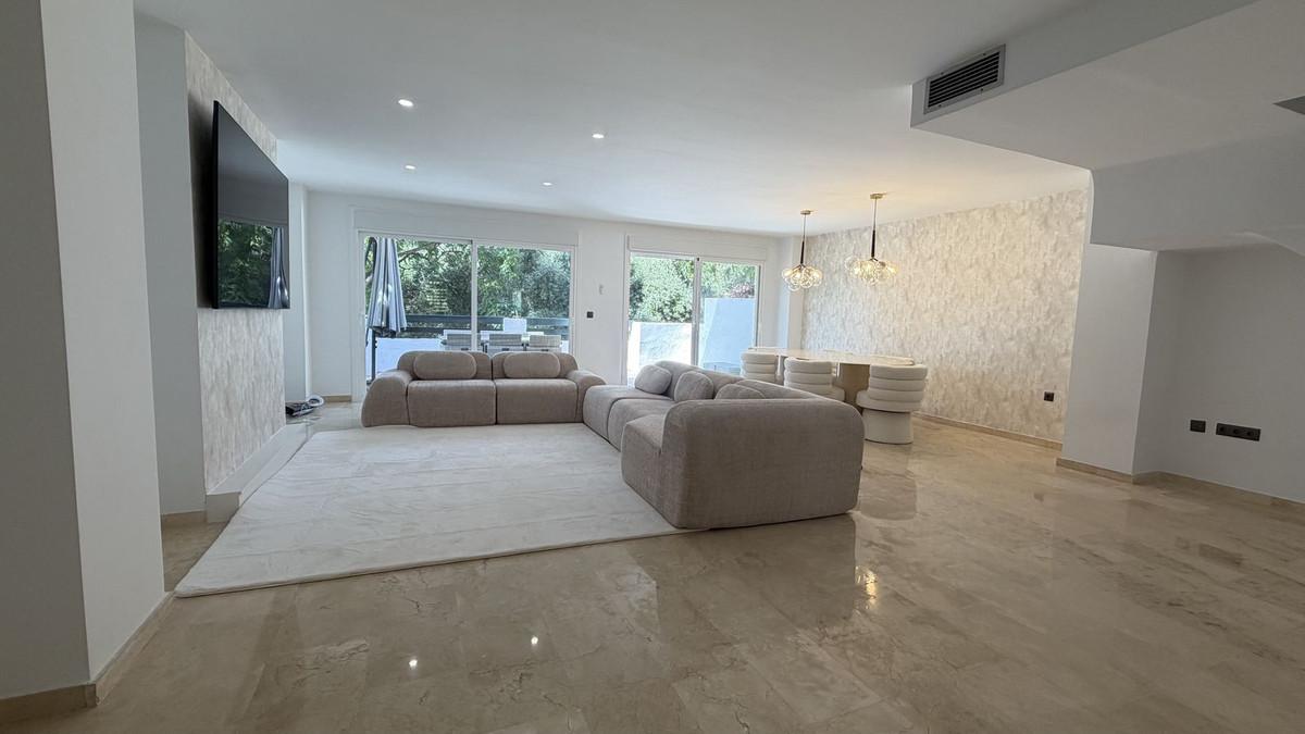 Apartment for Sale in Marbella