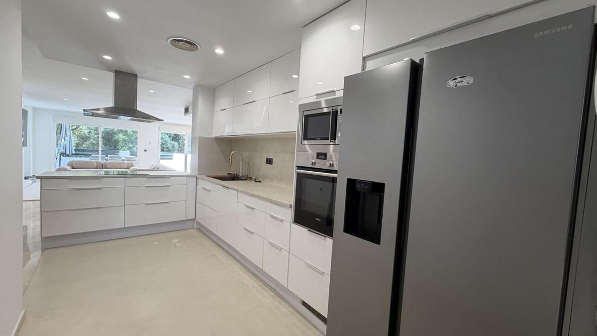 Apartment for Sale in Marbella
