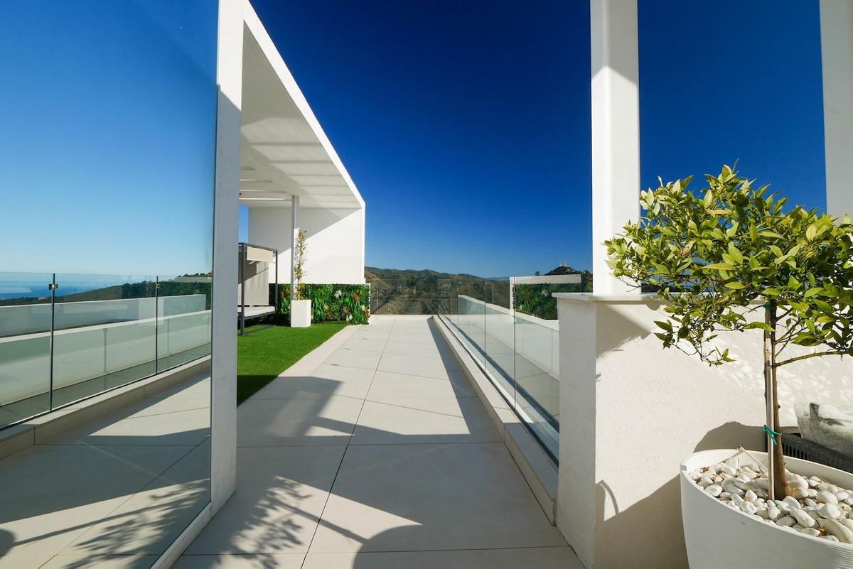 Penthouse for Sale in Marbella