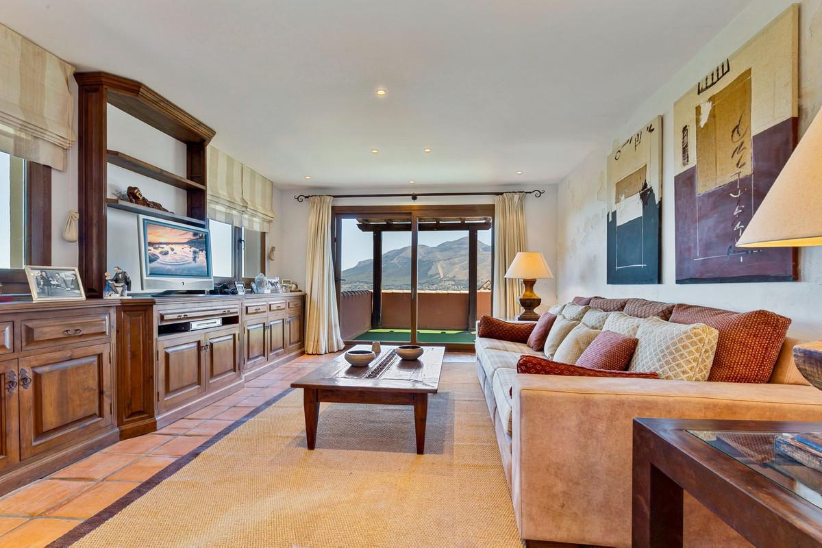 Apartment for Sale in Coín