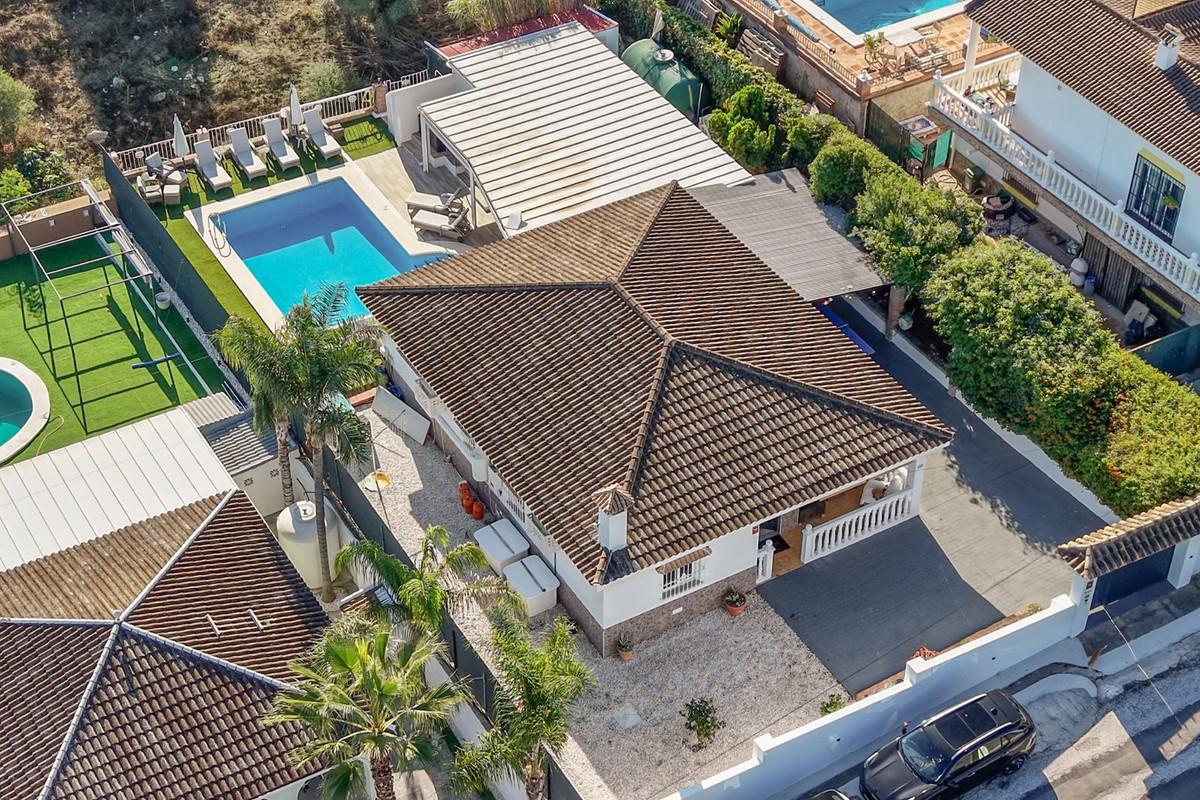 Villa en Venta en Coín