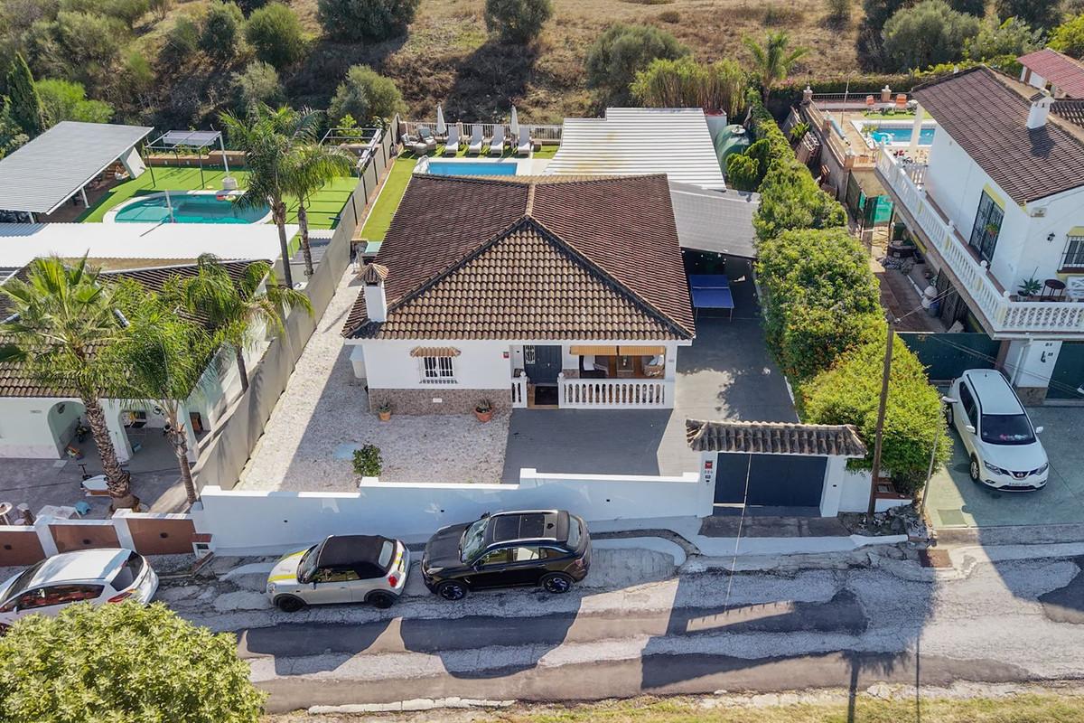 Villa en Venta en Coín