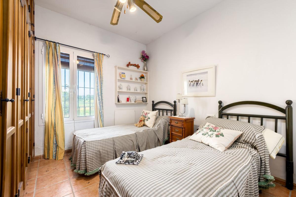 Villa en Venta en Coín