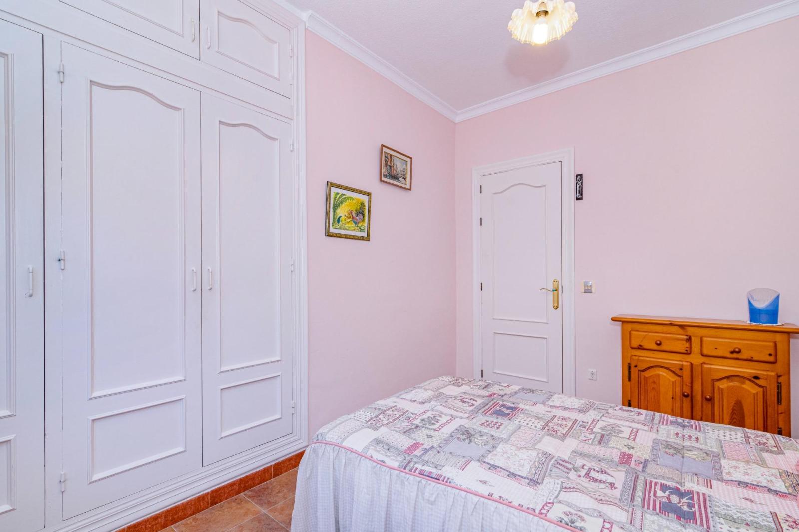 Chalet for Sale in Almuñécar