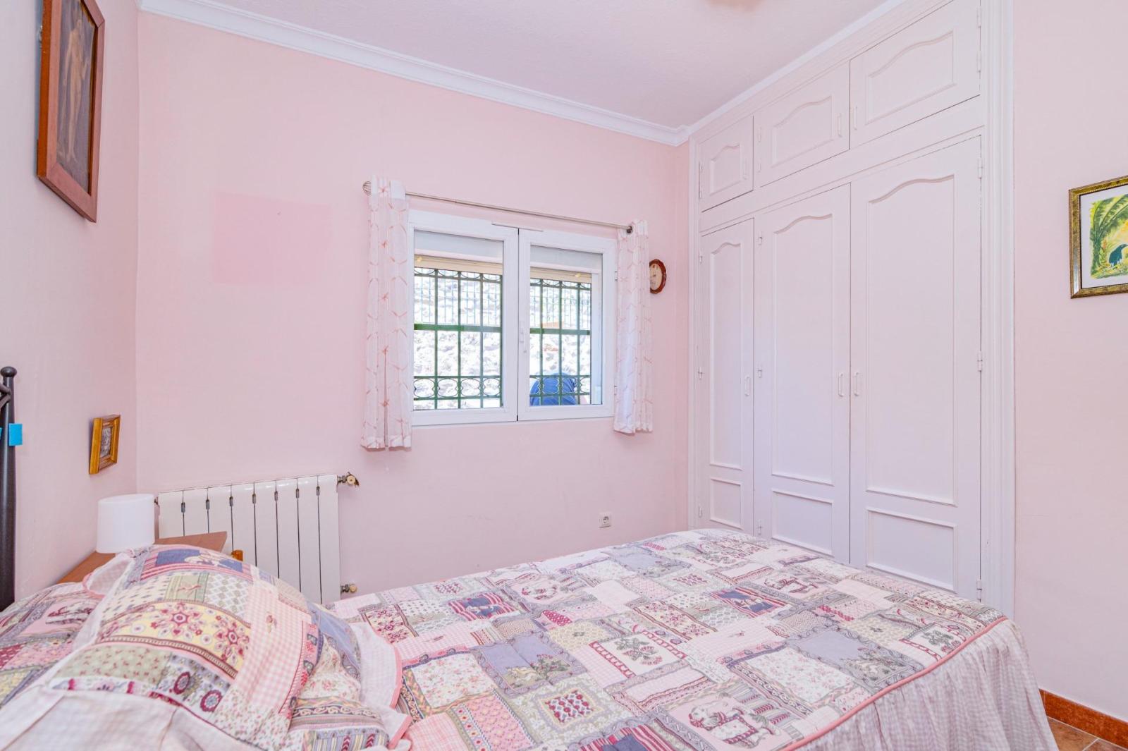 Chalet for Sale in Almuñécar