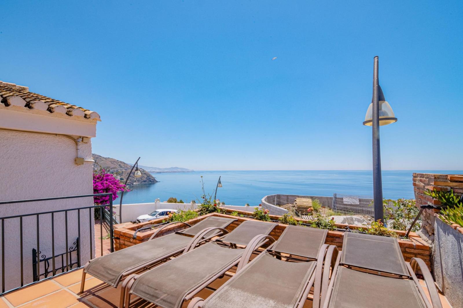 Chalet for Sale in Almuñécar