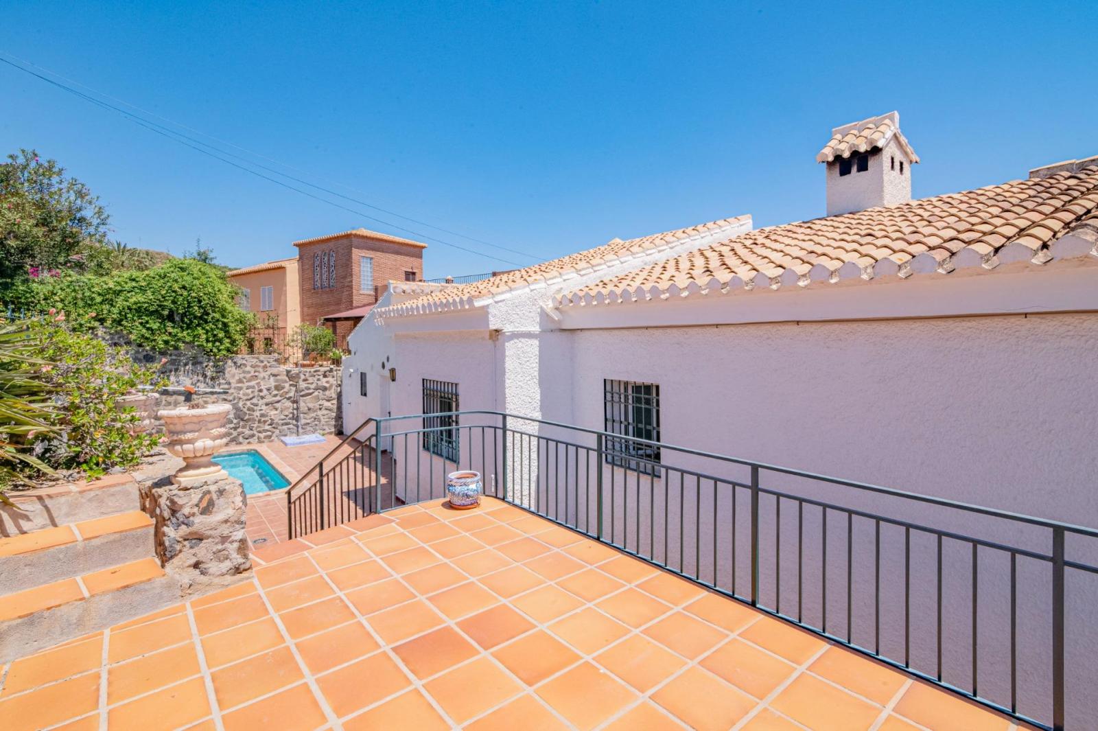 Chalet for Sale in Almuñécar
